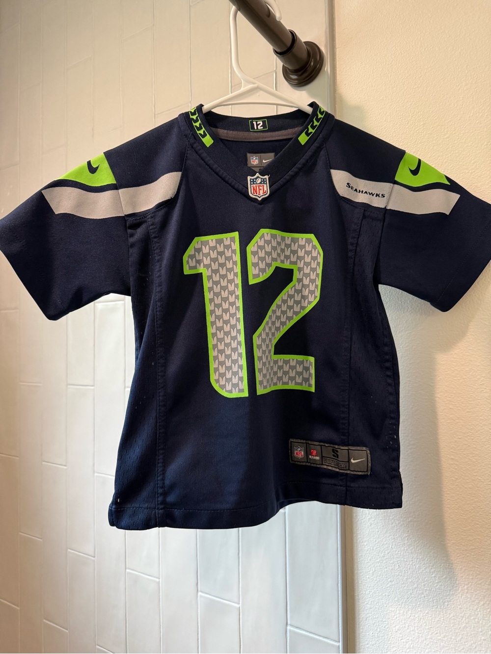 NFL Youth small Seahawks 12 official Jersey